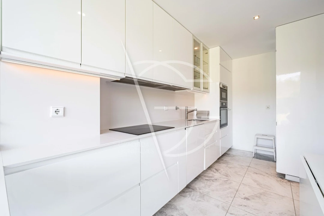 Moradia T3 para Venda em Água Longa Foto 13