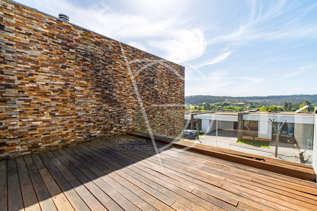 Moradia T3 para Venda em Água Longa Foto 31