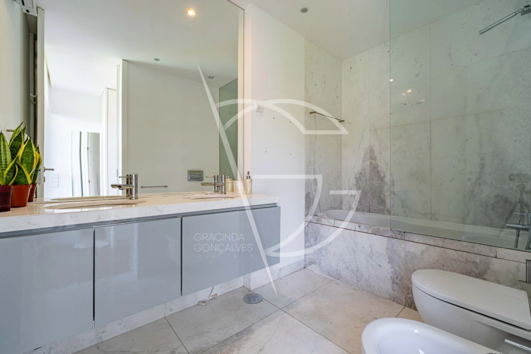 Moradia T3 para Venda em Água Longa Foto 29