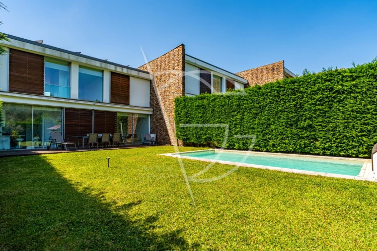 Moradia T3 para Venda em Água Longa Foto 8