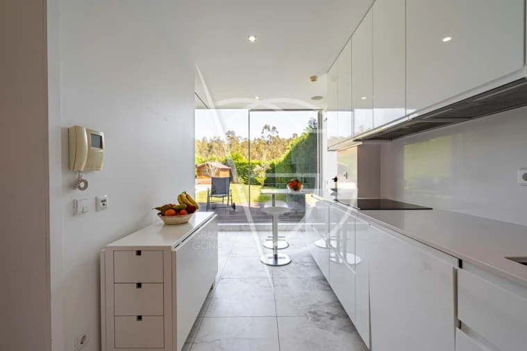 Moradia T3 para Venda em Água Longa Foto 12