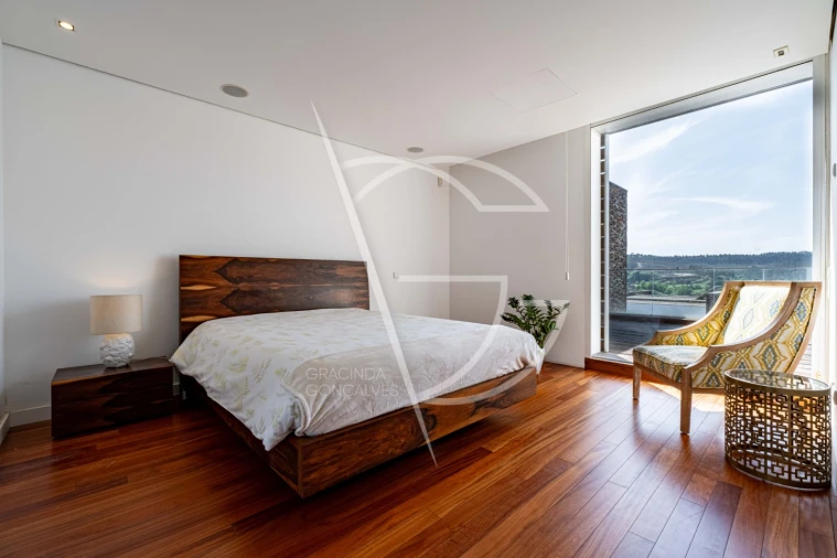 Moradia T3 para Venda em Água Longa Foto 27