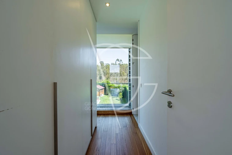 Moradia T3 para Venda em Água Longa Foto 28