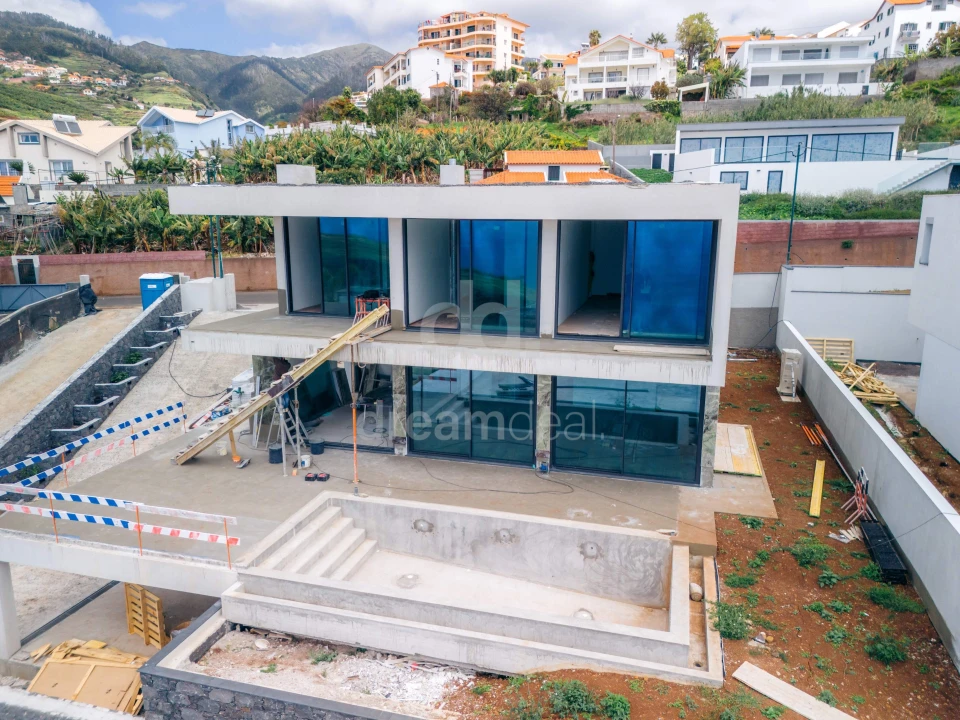 Moradia T3 para Venda em Calheta Foto 6