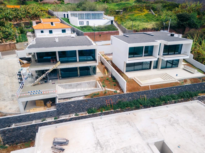 Moradia T3 para Venda em Calheta Foto 30