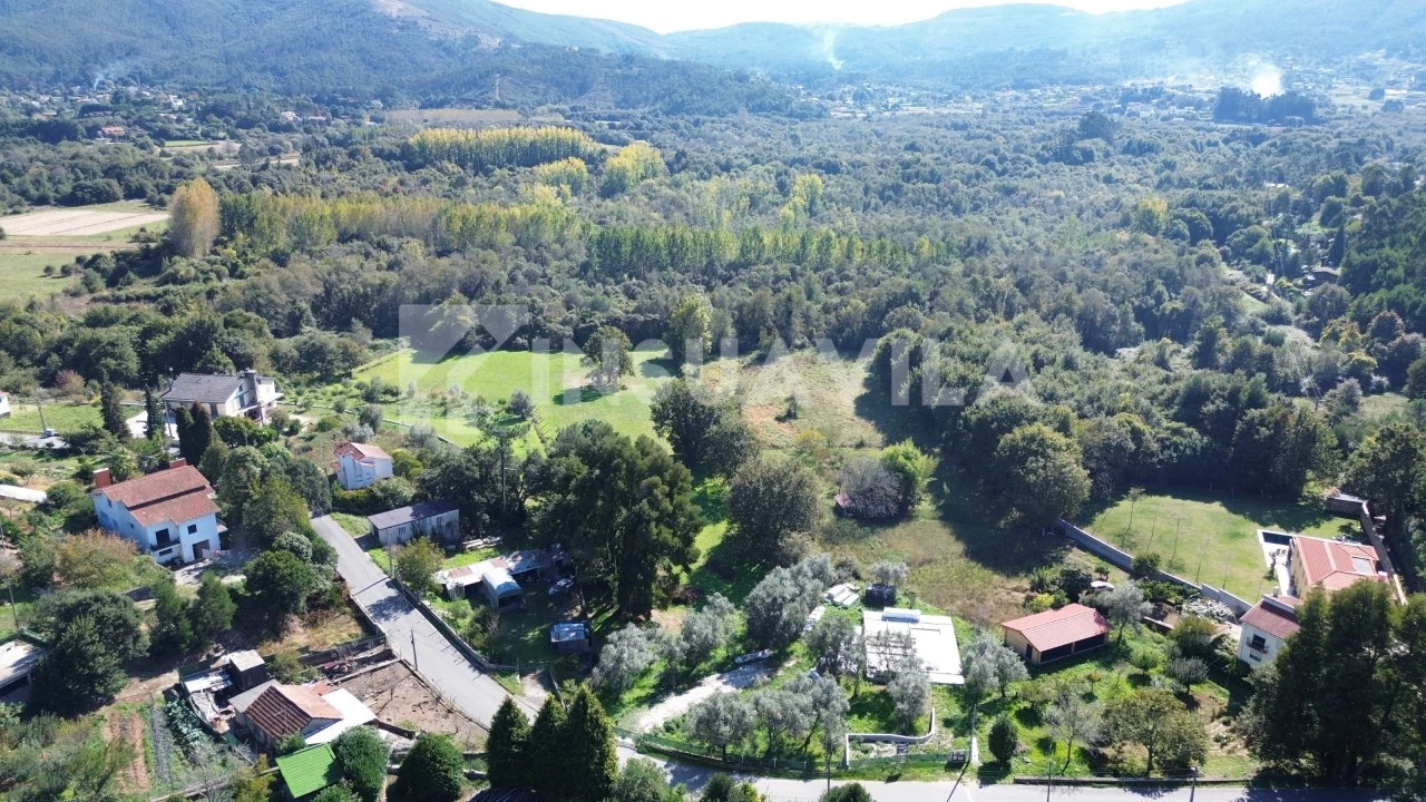 Moradia T3 para Venda em Vilar de Mouros Foto 36