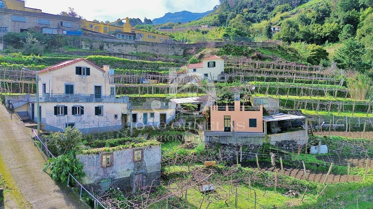 Moradia T2 para Venda em São Vicente Foto 1