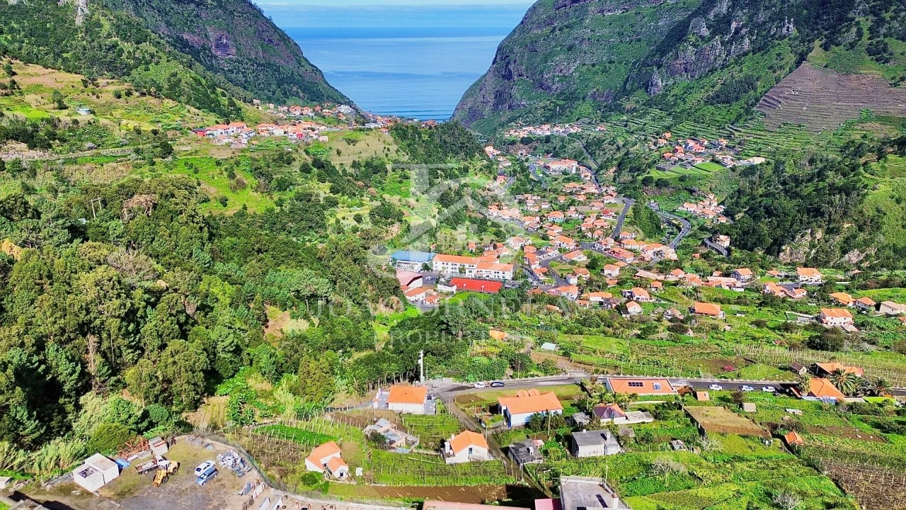 Moradia T2 para Venda em São Vicente Foto 3