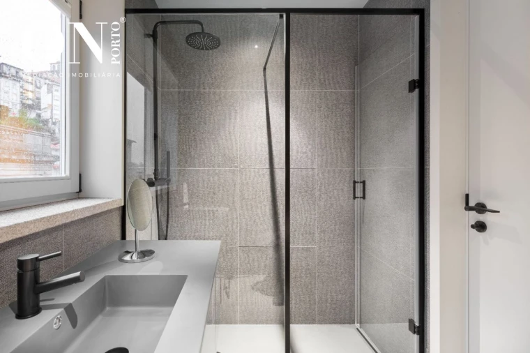 Apartamento T2 para Venda em Cedofeita, Santo Ildefonso, Sé, Miragaia, São Nicolau e Vitória Foto 23