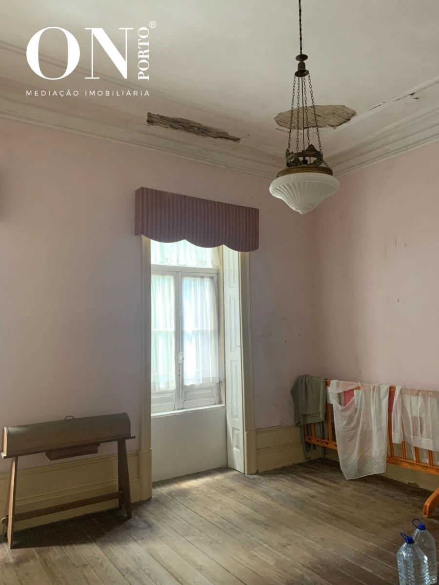 Loja para Venda em Lordelo do Ouro e Massarelos Foto 14