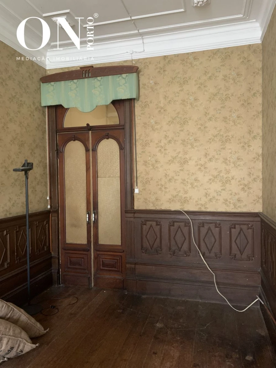 Loja para Venda em Lordelo do Ouro e Massarelos Foto 9