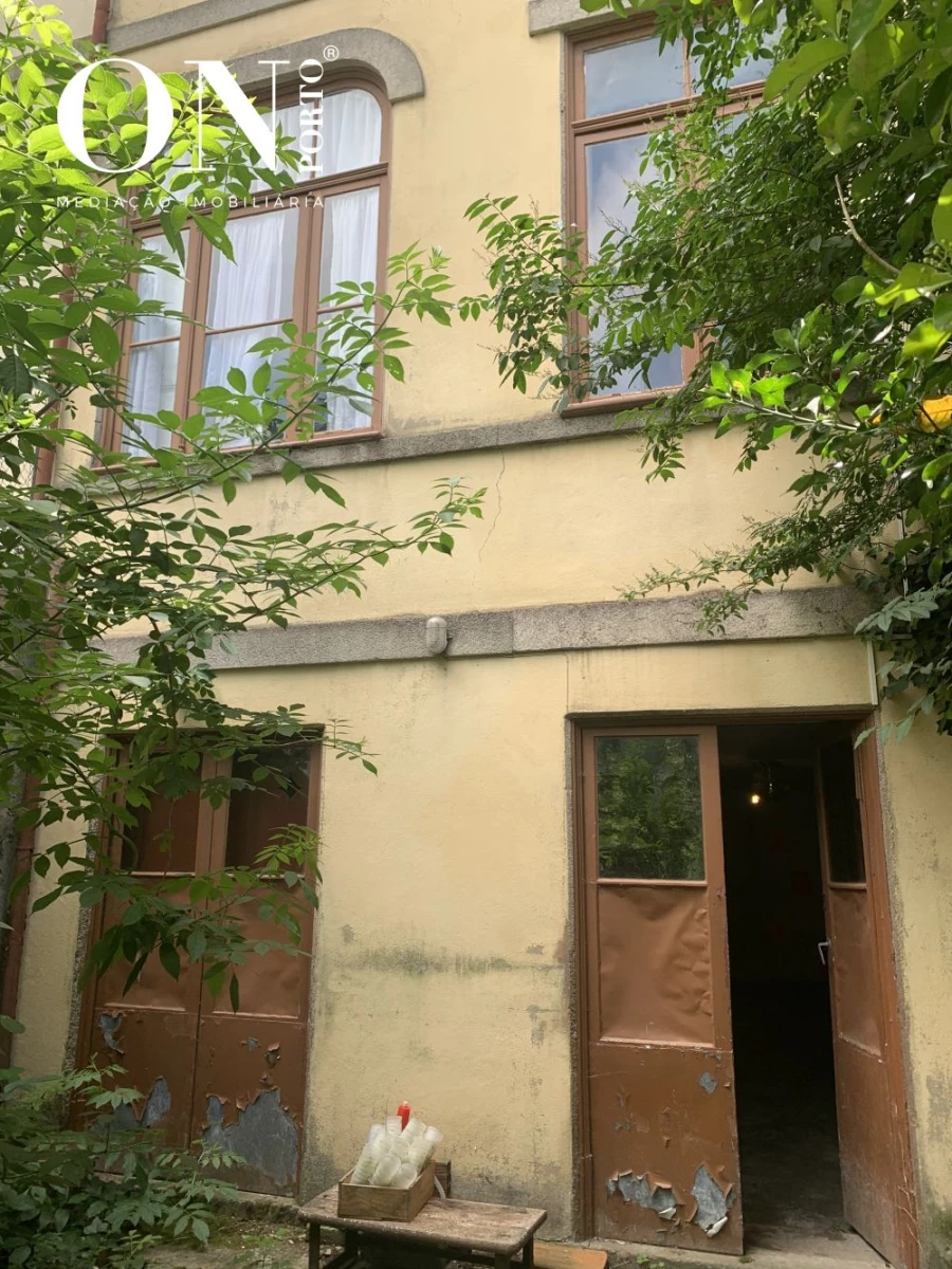 Loja para Venda em Lordelo do Ouro e Massarelos Foto 11