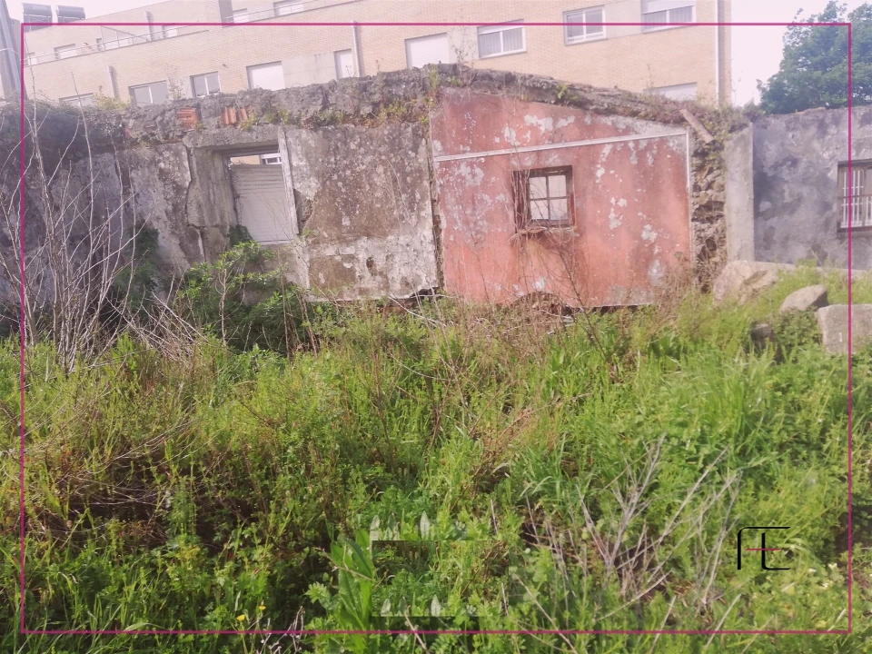Terreno para Venda em Custóias, Leça do Balio e Guifões Foto 2