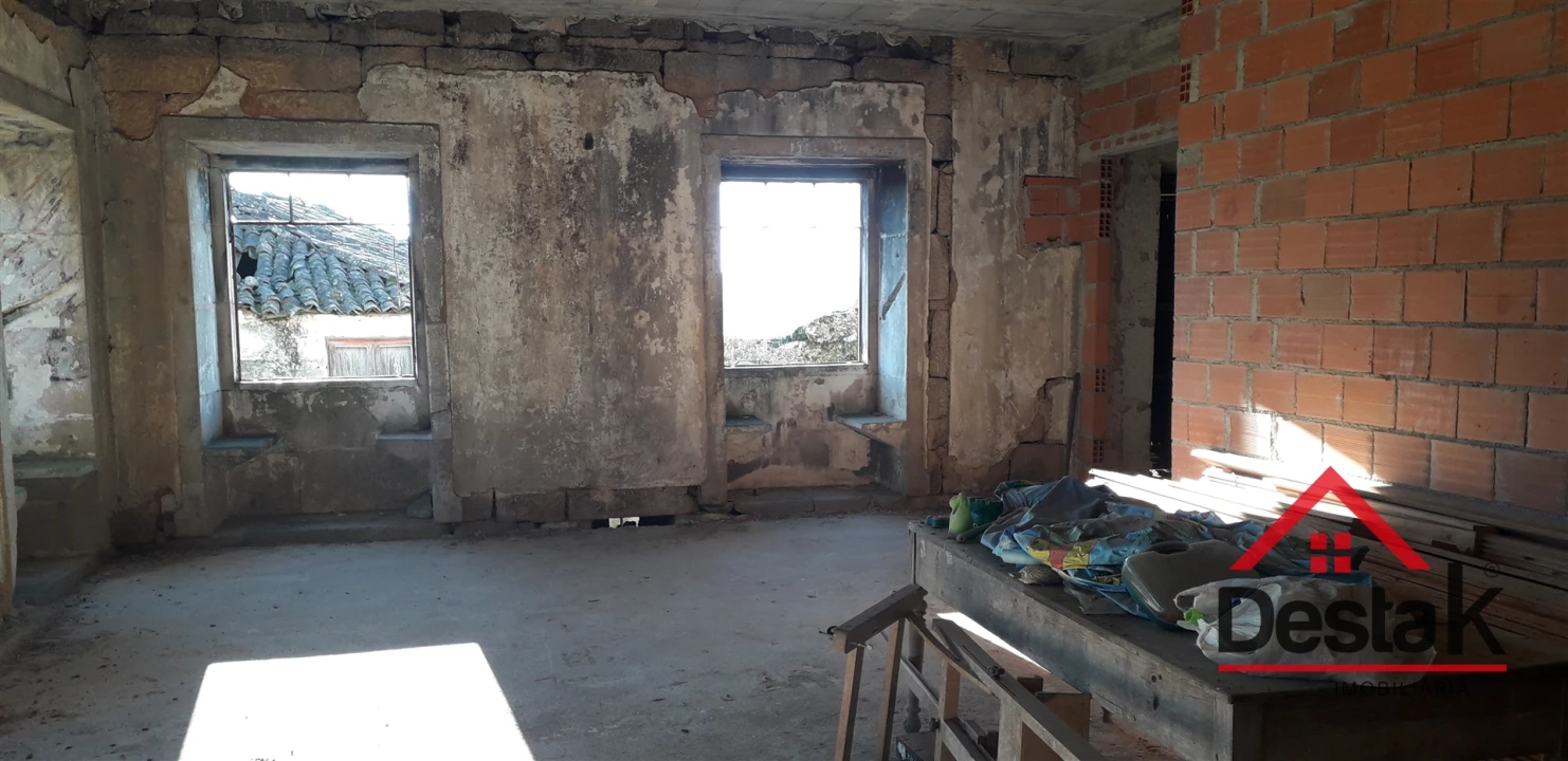 Quinta T0 para Venda em Pinho Foto 14