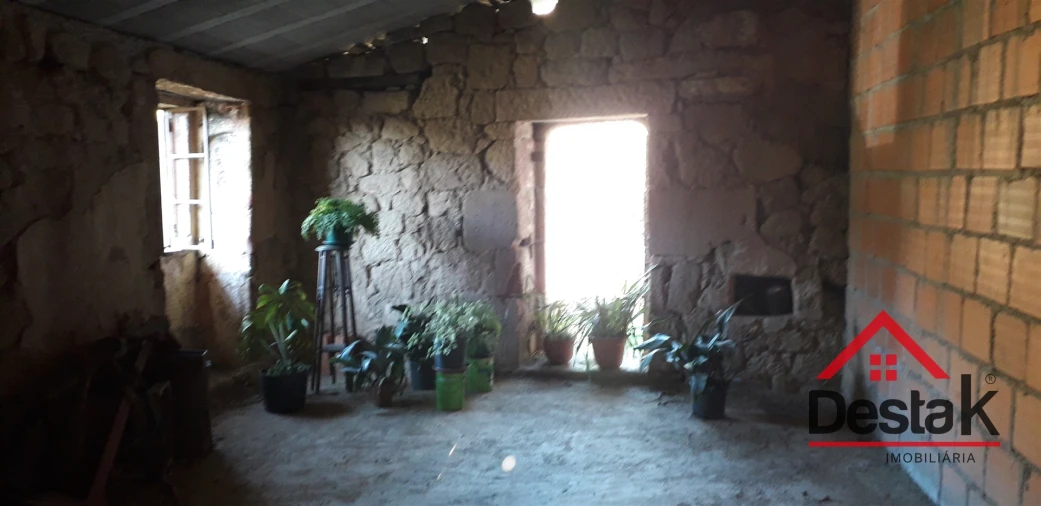 Quinta T0 para Venda em Pinho Foto 20