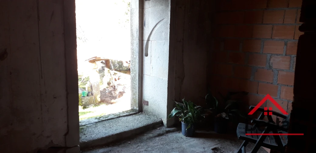 Quinta T0 para Venda em Pinho Foto 16