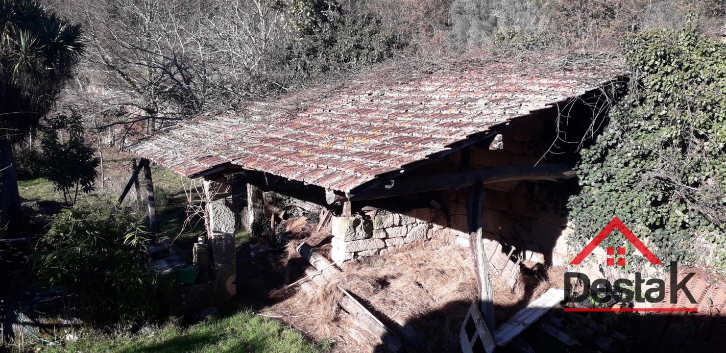 Quinta T0 para Venda em Pinho Foto 18