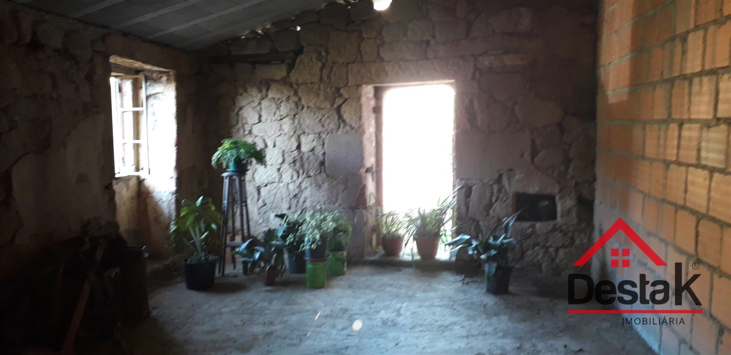 Quinta T0 para Venda em Pinho Foto 20