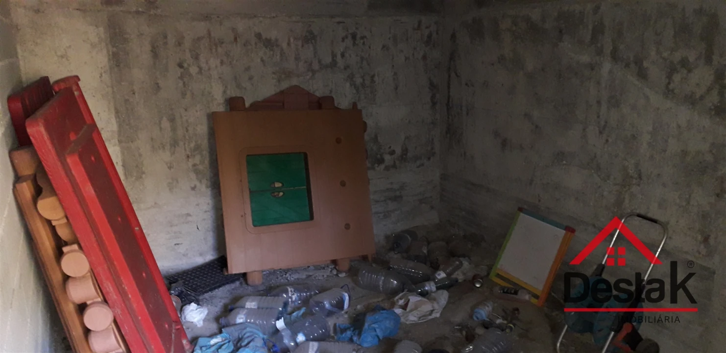 Quinta T0 para Venda em Pinho Foto 27