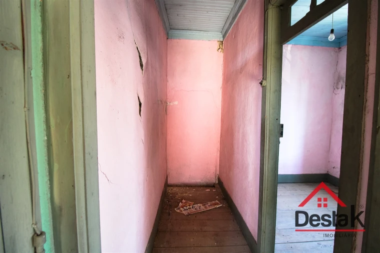 Moradia T4 para Venda em Senhorim Foto 21