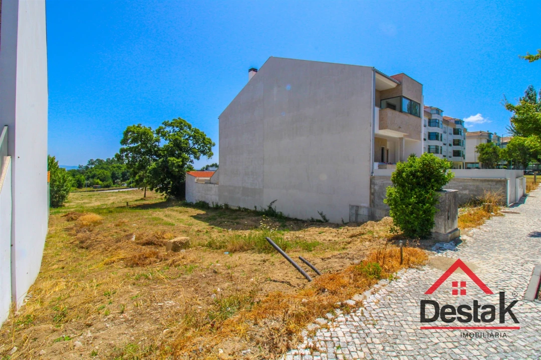 Terreno para Venda em Ranhados Foto 2