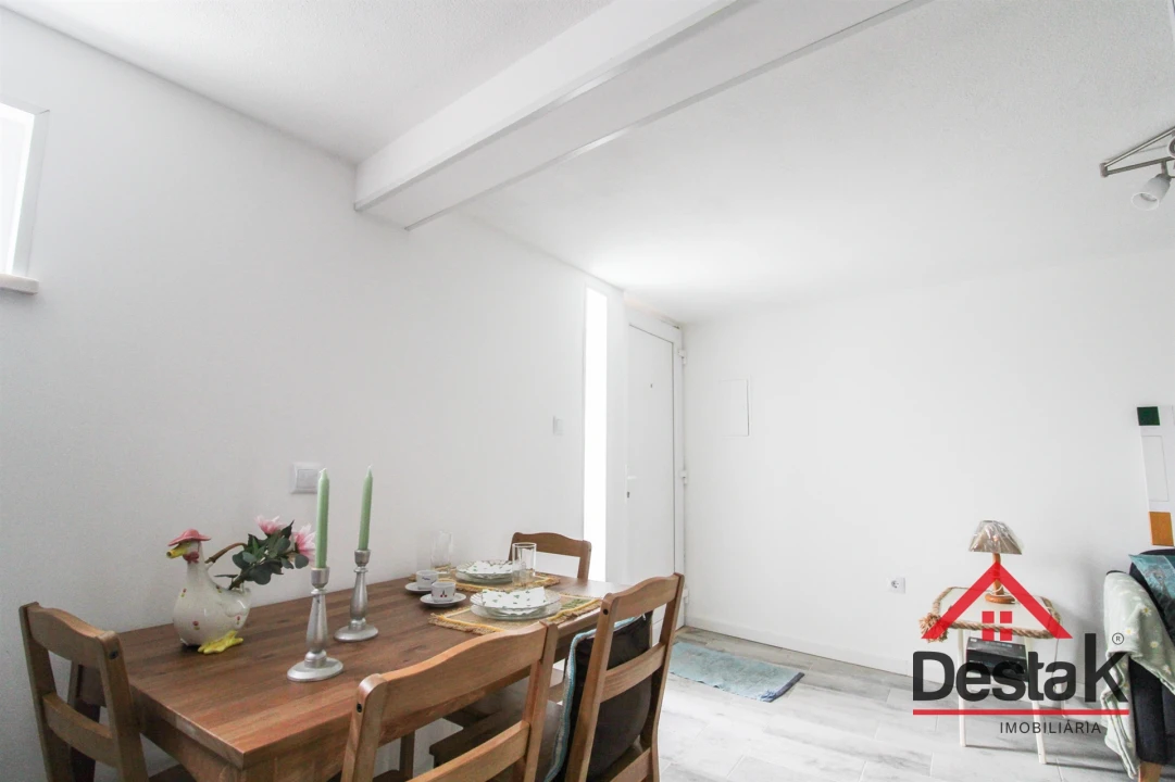 Moradia T2 para Venda em Carvalhais e Candal Foto 3