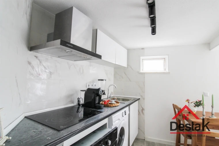 Moradia T2 para Venda em Carvalhais e Candal Foto 1