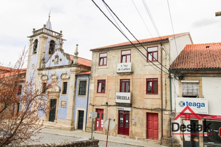 Prédio para Venda em Vouzela e Paços de Vilharigues Foto 2