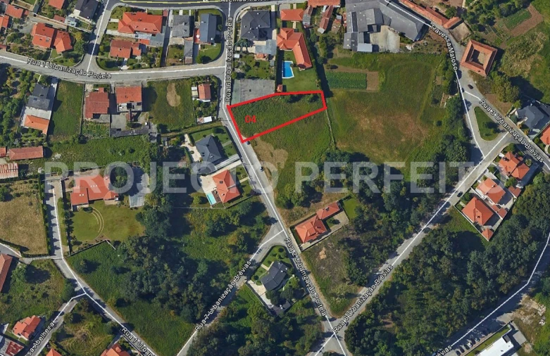 Terreno para Venda em Paços de Brandão Foto 3