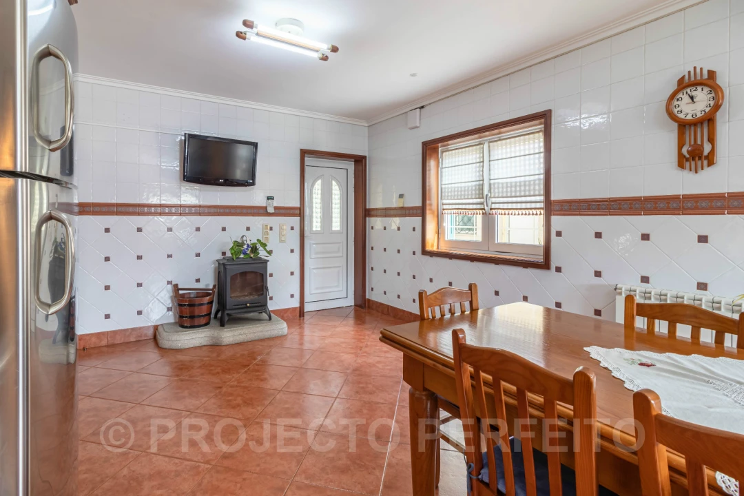 Moradia T4 para Venda em Esmoriz Foto 17