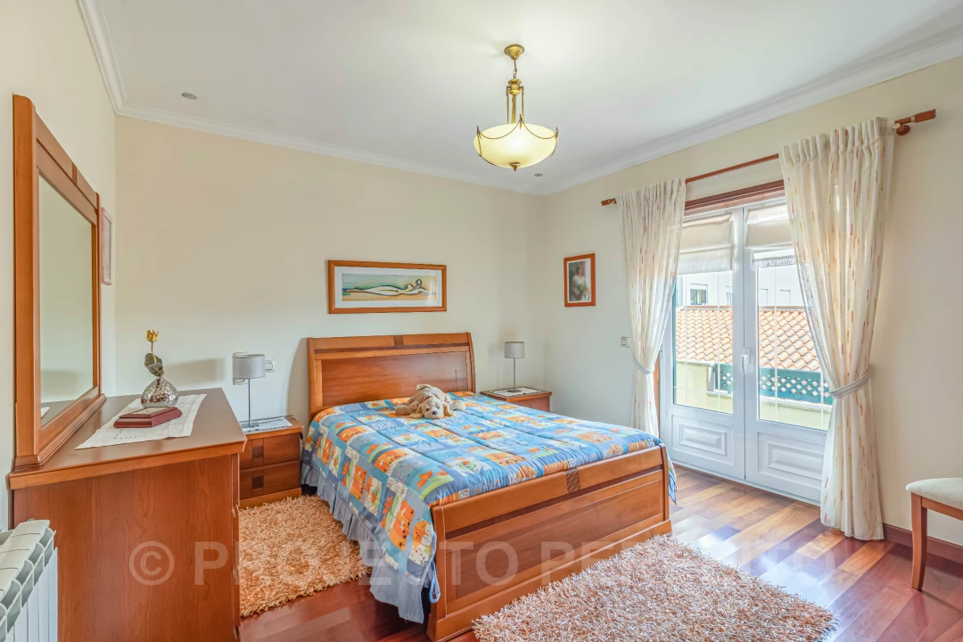 Moradia T4 para Venda em Esmoriz Foto 14