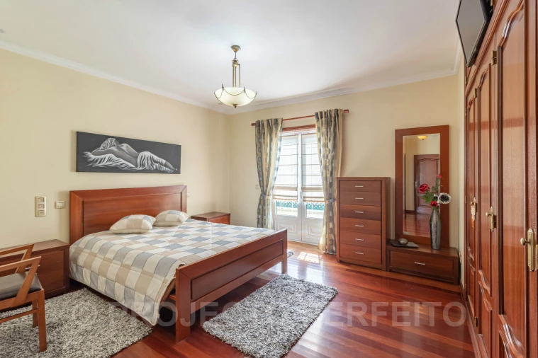 Moradia T4 para Venda em Esmoriz Foto 15