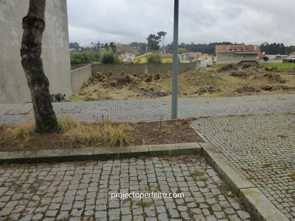 Terreno para Venda em Anta e Guetim Foto 4