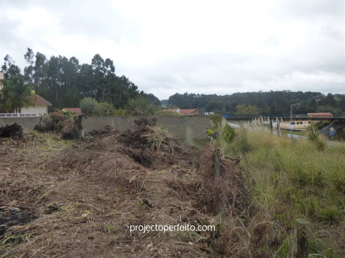 Terreno para Venda em Anta e Guetim Foto 21