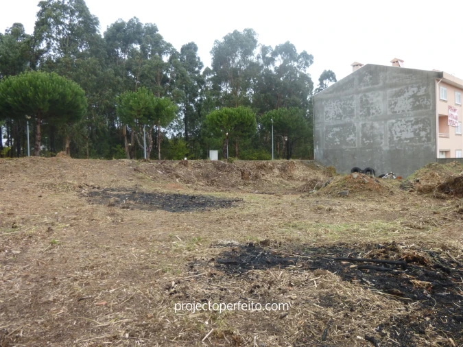 Terreno para Venda em Anta e Guetim Foto 2