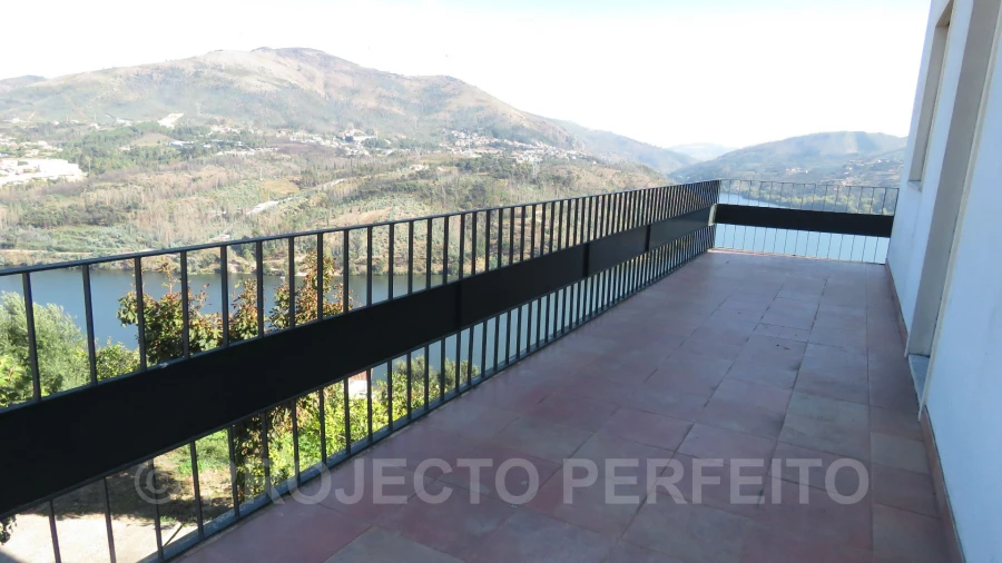 Quinta T3 para Venda em Raiva, Pedorido e Paraíso Foto 12