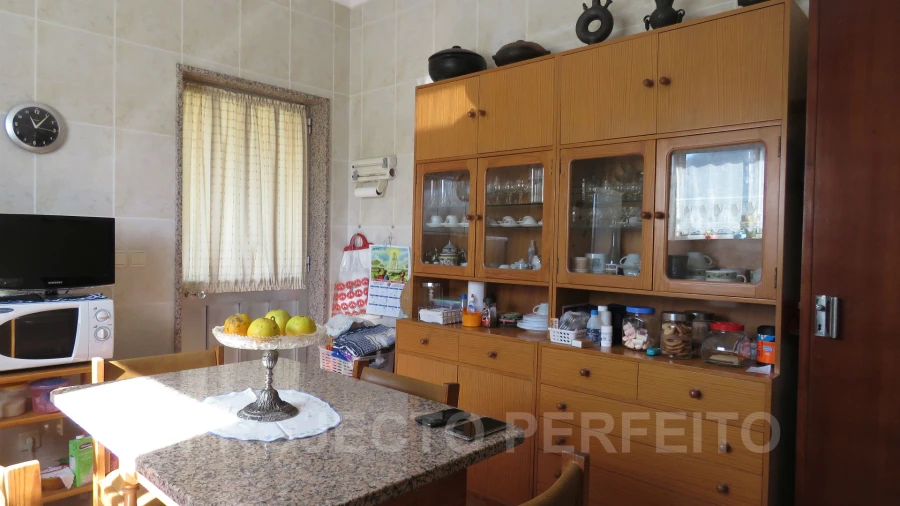 Quinta T3 para Venda em Raiva, Pedorido e Paraíso Foto 8