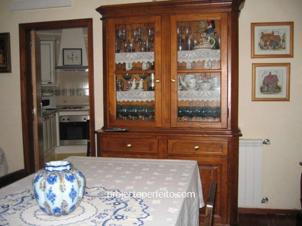 Quinta T9 para Venda em Pinheiros e Vale de Figueira Foto 10