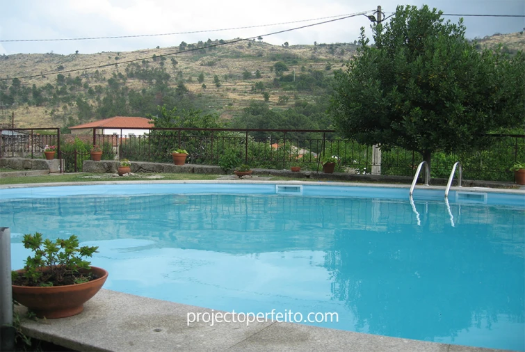 Quinta T9 para Venda em Pinheiros e Vale de Figueira Foto 5