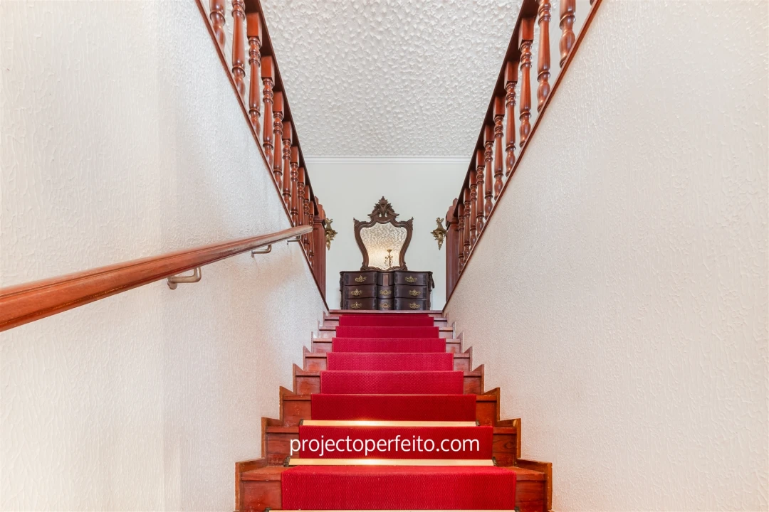 Quinta T5 para Venda em São Paio de Oleiros Foto 16