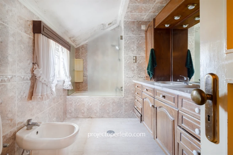 Quinta T5 para Venda em São Paio de Oleiros Foto 19