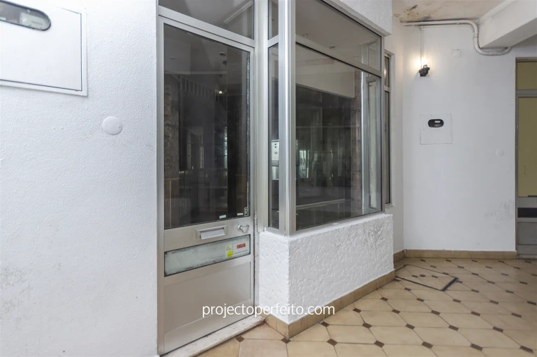 Loja para Venda em Lourosa Foto 2