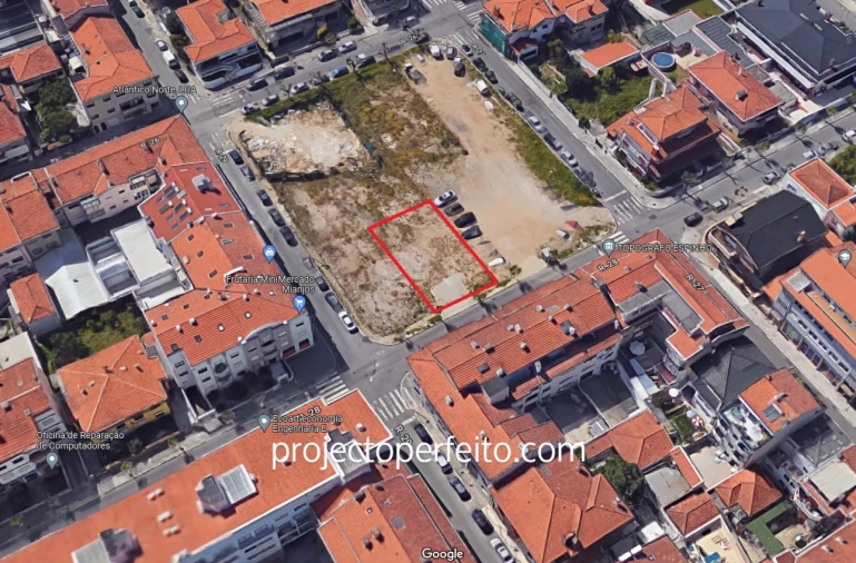 Terreno para Venda em Espinho Foto 2