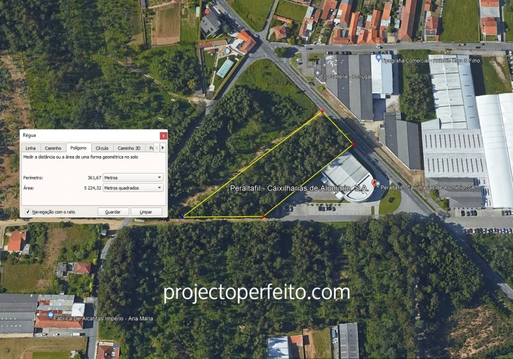 Terreno Comércio / Armazém para Venda em Silvalde Foto 4