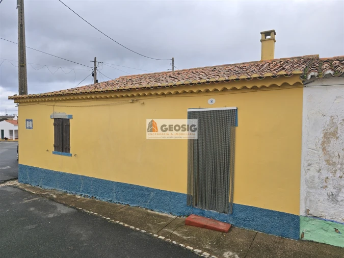 Moradia T1 para Venda em Castro Verde e Casével