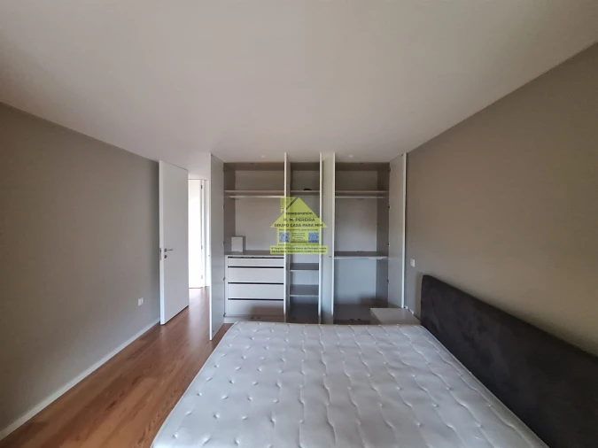 Apartamento T2 para Venda em Canidelo Foto 4