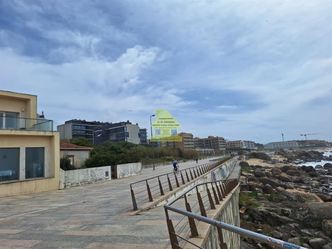 Apartamento T2 para Venda em Canidelo Foto 16