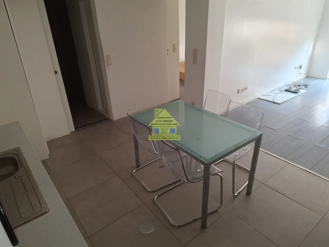 Apartamento T1 para Arrendamento em Santa Marinha e São Pedro da Afurada Foto 11