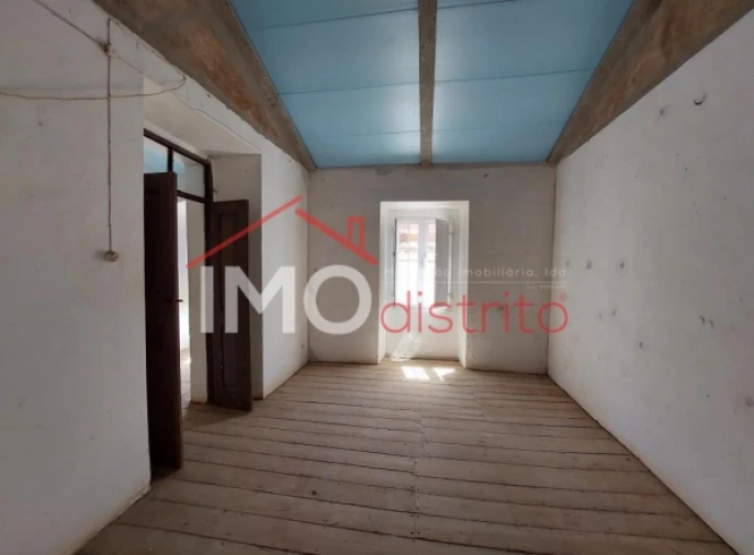 Moradia T3 para Venda em São Salvador da Aramenha Foto 9