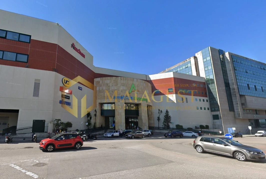 Apartamento T3 para Arrendamento em Santa Marinha e São Pedro da Afurada Foto 9